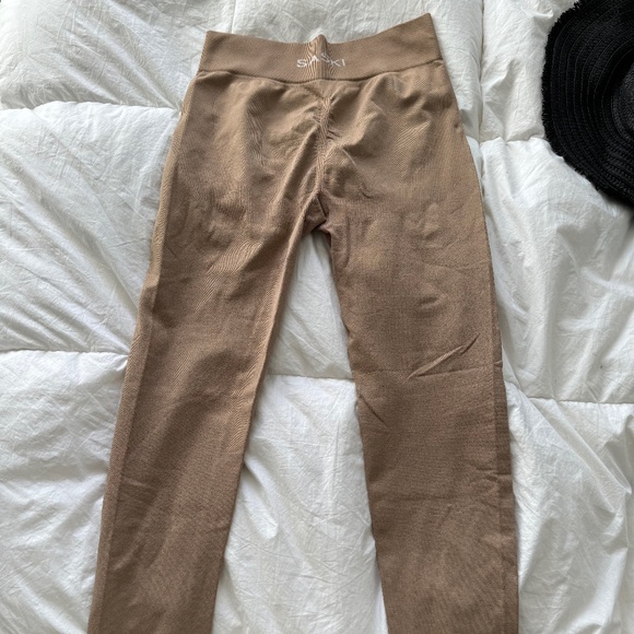 Saski workout leggings - Picture 1 of 3